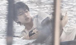 蔡徐坤被爆料截图视频,揭秘背后真相与争议